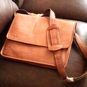*Brand - New! w/out tags Berliner Leather Messenger Bag.